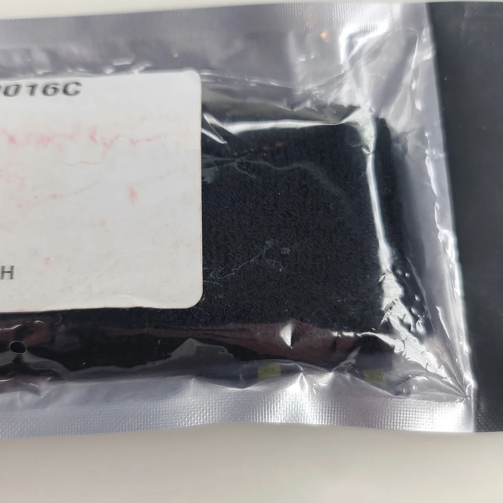 Nike Swoosh Headband Black & White - Picture 3 of 7